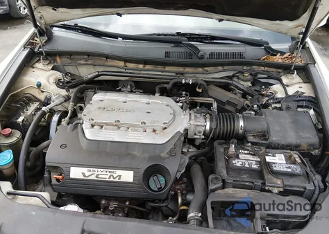 2008 Honda Accord 3.5 Ex-L из США, поврежденный, VIN 1HGCP36818A059959